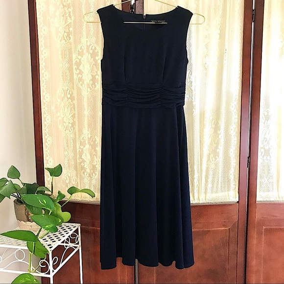 Navy Blue Minimalist A Line Midi Dress - Picture 3 of 9
